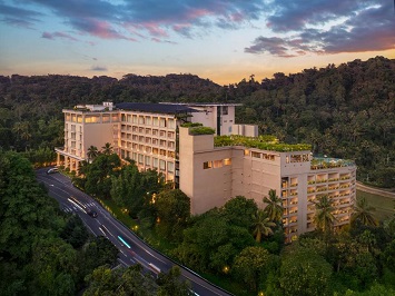 The Golden Crown Hotel Kandy